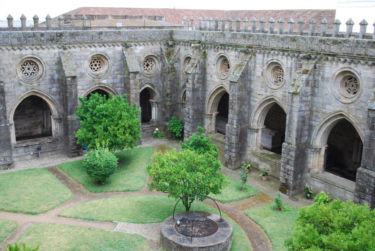 Casa Becco Dos Assucares, Com Free Garagem - Centro Historico Apartment Evora Exterior photo